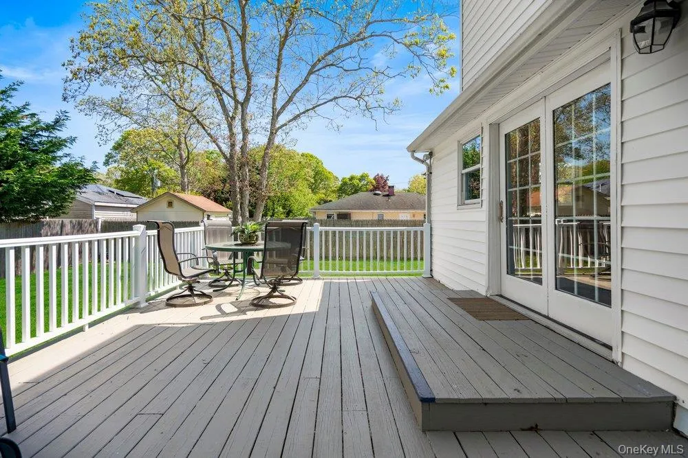 225 Walker Avenue, Brookhaven, NY, 3 Bedrooms Bedrooms, 7 Rooms Rooms,1 BathroomBathrooms,Residential,For Rent,Walker,0,1000536 225 Walker Avenue, Brookhaven, NY, 3 Bedrooms Bedrooms, 7 Rooms Rooms,1 BathroomBathrooms,Residential,For Rent,Walker,0,1000536