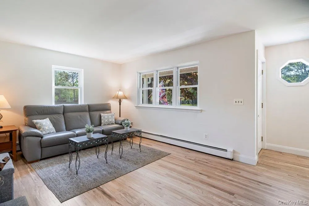 225 Walker Avenue, Brookhaven, NY, 3 Bedrooms Bedrooms, 7 Rooms Rooms,1 BathroomBathrooms,Residential,For Rent,Walker,0,1000536 225 Walker Avenue, Brookhaven, NY, 3 Bedrooms Bedrooms, 7 Rooms Rooms,1 BathroomBathrooms,Residential,For Rent,Walker,0,1000536