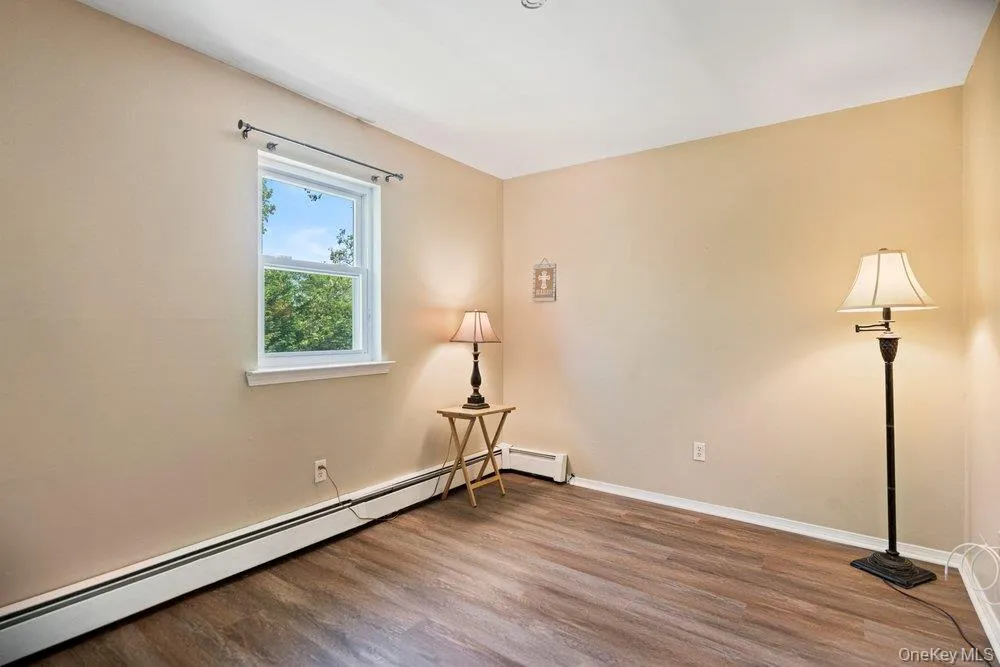 225 Walker Avenue, Brookhaven, NY, 3 Bedrooms Bedrooms, 7 Rooms Rooms,1 BathroomBathrooms,Residential,For Rent,Walker,0,1000536 225 Walker Avenue, Brookhaven, NY, 3 Bedrooms Bedrooms, 7 Rooms Rooms,1 BathroomBathrooms,Residential,For Rent,Walker,0,1000536