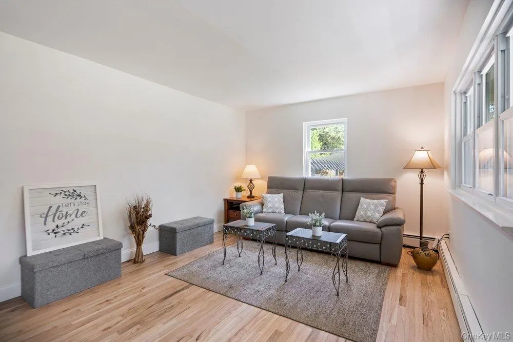 225 Walker Avenue, Brookhaven, NY, 3 Bedrooms Bedrooms, 7 Rooms Rooms,1 BathroomBathrooms,Residential,For Rent,Walker,0,1000536 225 Walker Avenue, Brookhaven, NY, 3 Bedrooms Bedrooms, 7 Rooms Rooms,1 BathroomBathrooms,Residential,For Rent,Walker,0,1000536