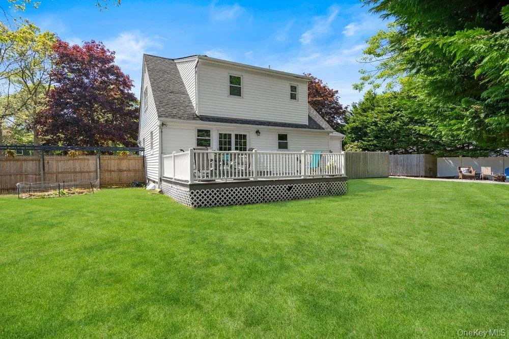 225 Walker Avenue, Brookhaven, NY, 3 Bedrooms Bedrooms, 7 Rooms Rooms,1 BathroomBathrooms,Residential,For Rent,Walker,0,1000536 225 Walker Avenue, Brookhaven, NY, 3 Bedrooms Bedrooms, 7 Rooms Rooms,1 BathroomBathrooms,Residential,For Rent,Walker,0,1000536