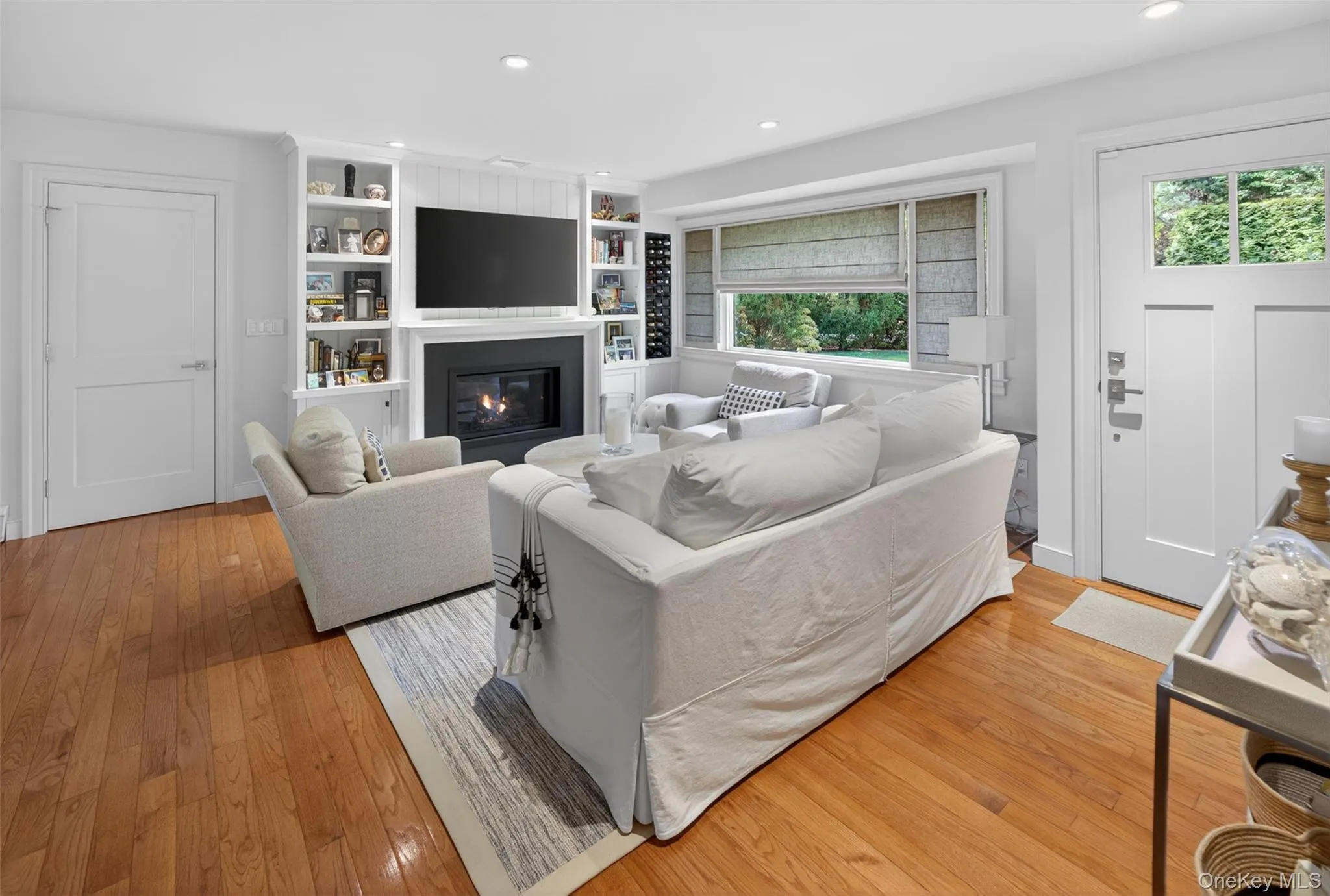 95 Tyrone Drive, East Hampton, NY, 3 Bedrooms Bedrooms, 5 Rooms Rooms,2 BathroomsBathrooms,Residential,For Rent,Tyrone,0,1000541 95 Tyrone Drive, East Hampton, NY, 3 Bedrooms Bedrooms, 5 Rooms Rooms,2 BathroomsBathrooms,Residential,For Rent,Tyrone,0,1000541
