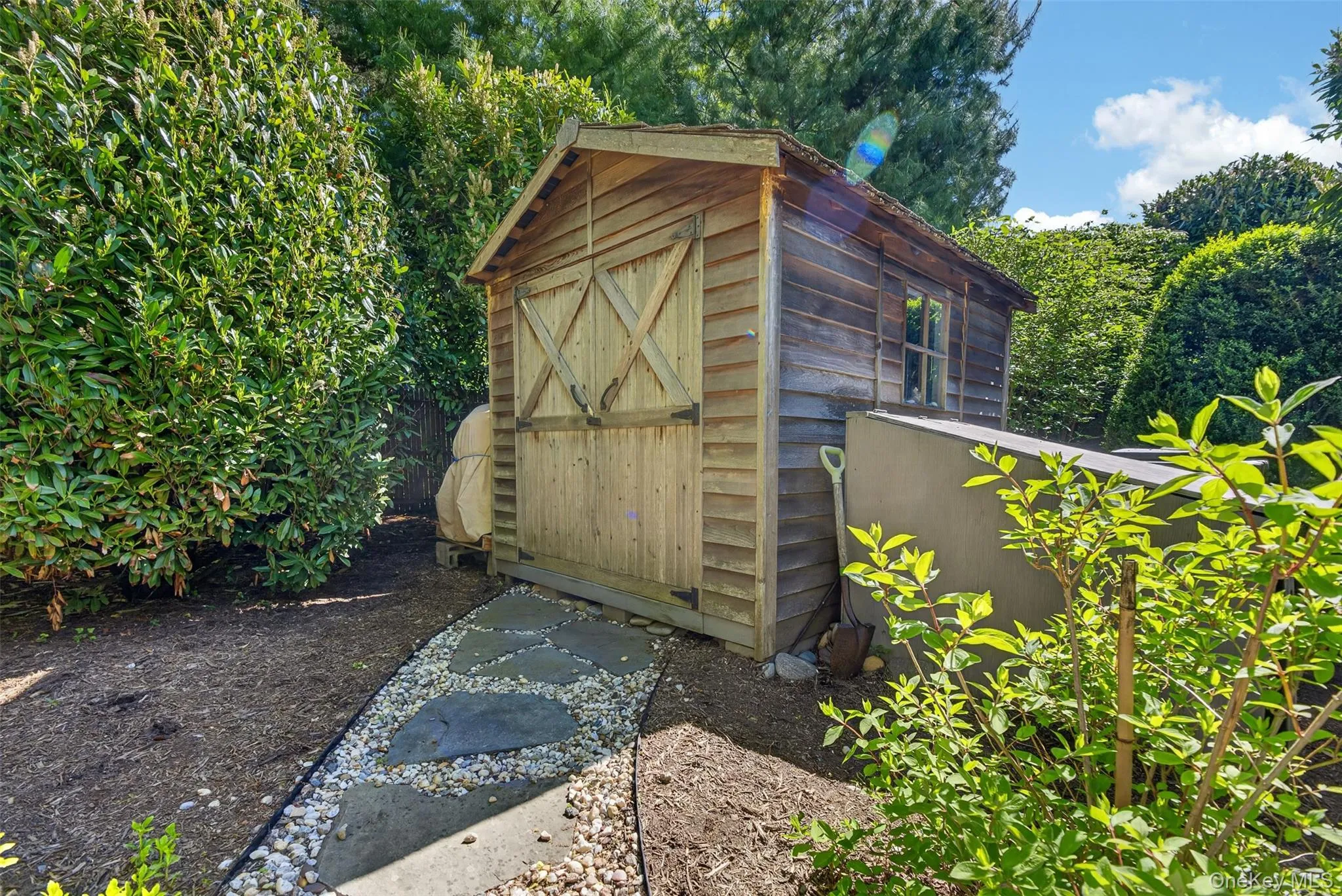 95 Tyrone Drive, East Hampton, NY, 3 Bedrooms Bedrooms, 5 Rooms Rooms,2 BathroomsBathrooms,Residential,For Rent,Tyrone,0,1000541 95 Tyrone Drive, East Hampton, NY, 3 Bedrooms Bedrooms, 5 Rooms Rooms,2 BathroomsBathrooms,Residential,For Rent,Tyrone,0,1000541