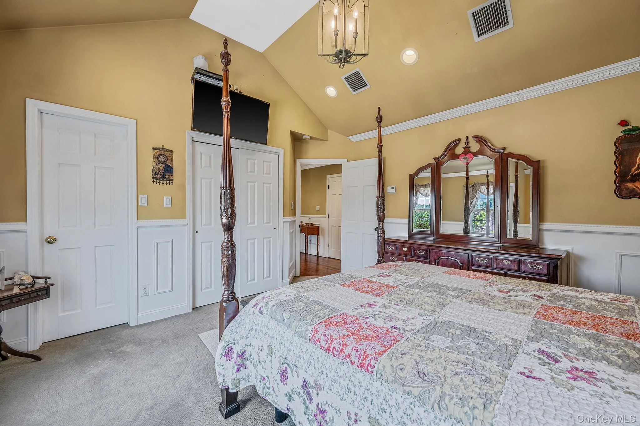 15 Lillian Place, Oyster Bay, NY, 4 Bedrooms Bedrooms, 8 Rooms Rooms,2 BathroomsBathrooms,Residential,For Rent,Lillian,0,1000542 15 Lillian Place, Oyster Bay, NY, 4 Bedrooms Bedrooms, 8 Rooms Rooms,2 BathroomsBathrooms,Residential,For Rent,Lillian,0,1000542