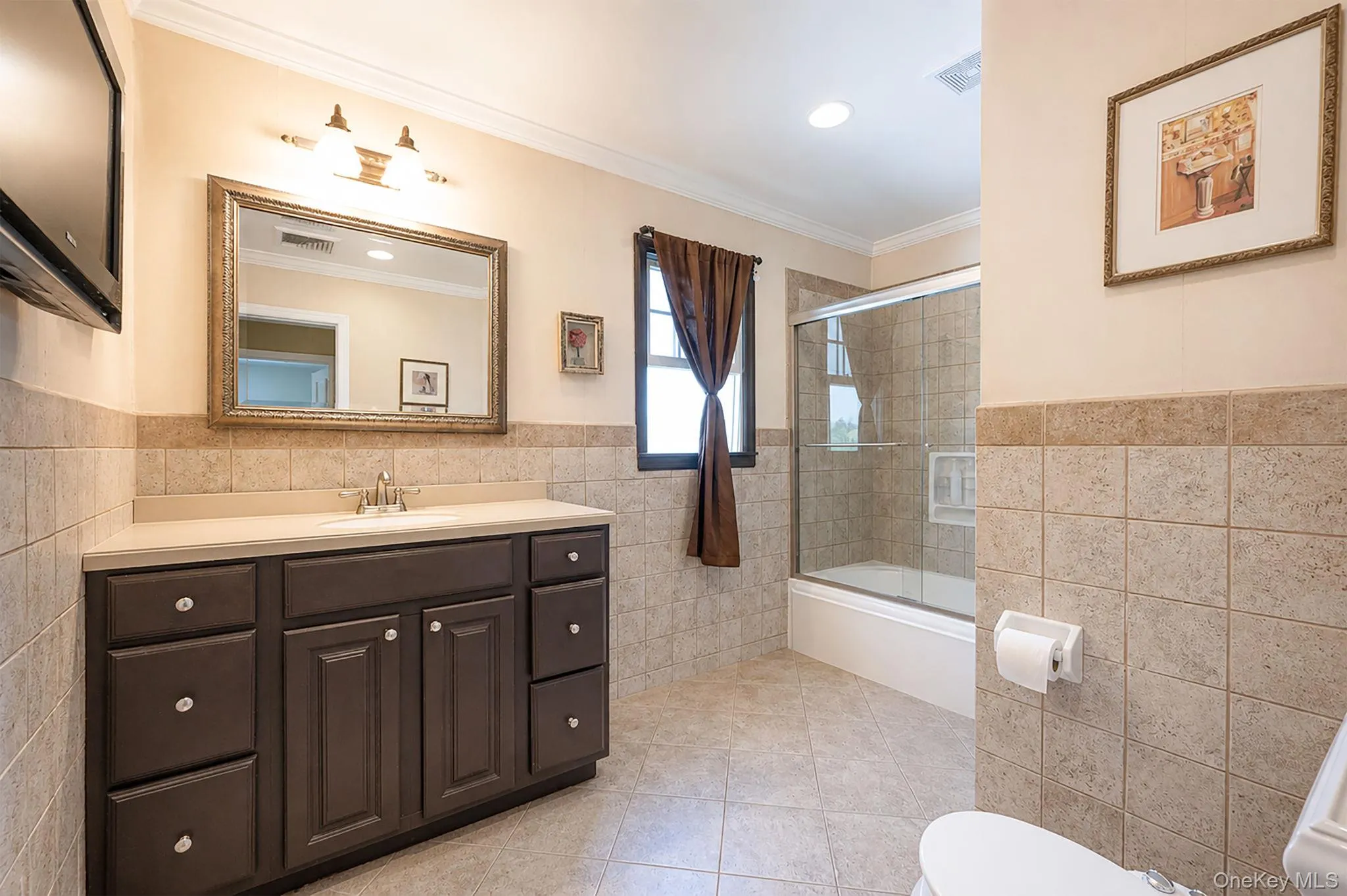 15 Lillian Place, Oyster Bay, NY, 4 Bedrooms Bedrooms, 8 Rooms Rooms,2 BathroomsBathrooms,Residential,For Rent,Lillian,0,1000542 15 Lillian Place, Oyster Bay, NY, 4 Bedrooms Bedrooms, 8 Rooms Rooms,2 BathroomsBathrooms,Residential,For Rent,Lillian,0,1000542