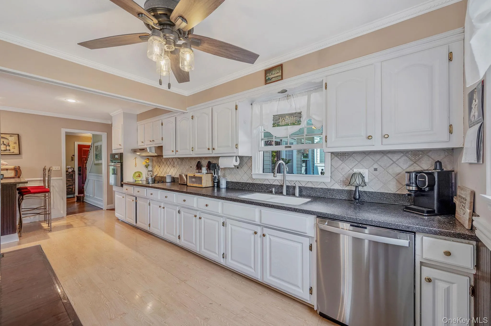 15 Lillian Place, Oyster Bay, NY, 4 Bedrooms Bedrooms, 8 Rooms Rooms,2 BathroomsBathrooms,Residential,For Rent,Lillian,0,1000542 15 Lillian Place, Oyster Bay, NY, 4 Bedrooms Bedrooms, 8 Rooms Rooms,2 BathroomsBathrooms,Residential,For Rent,Lillian,0,1000542
