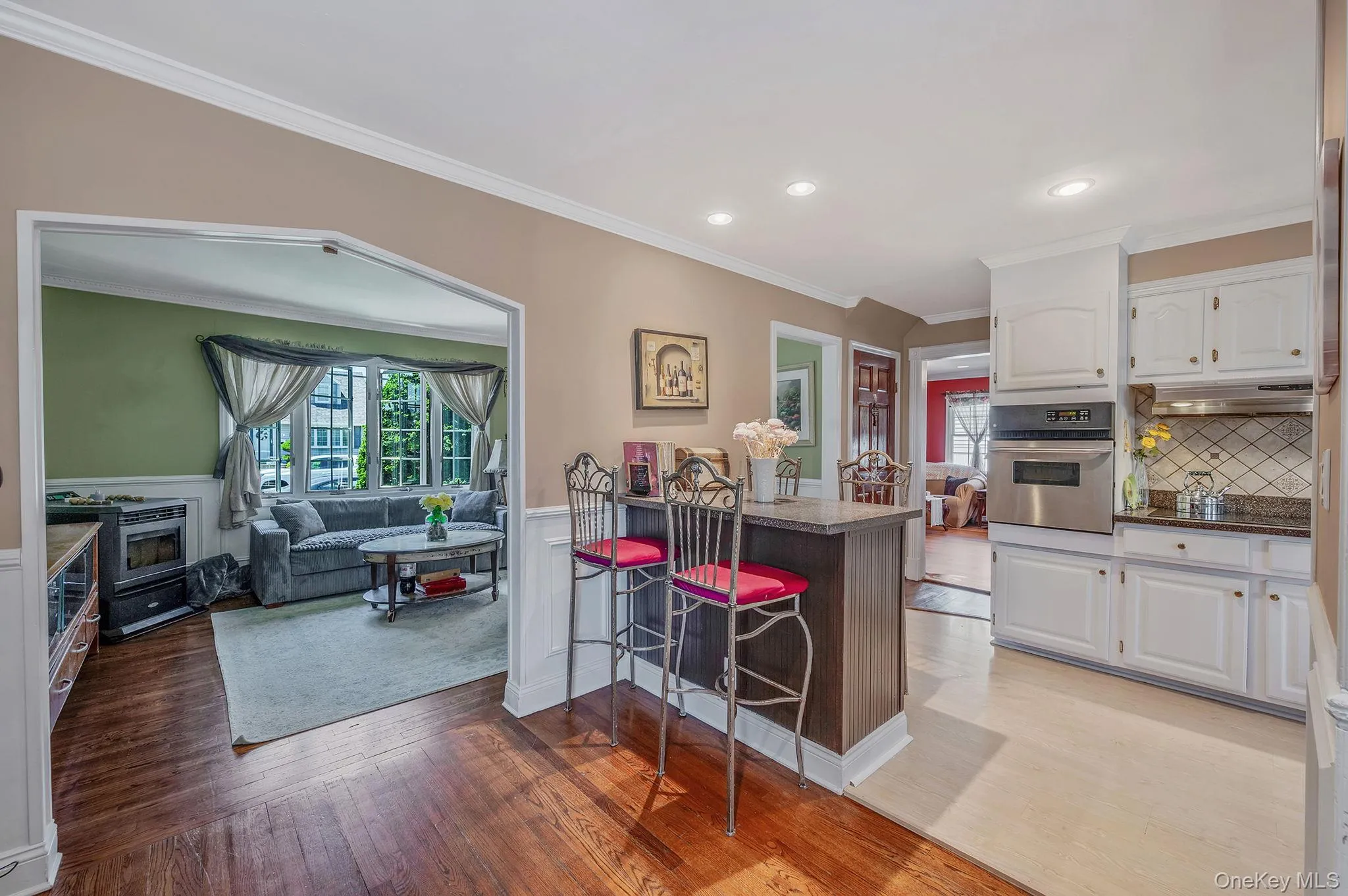 15 Lillian Place, Oyster Bay, NY, 4 Bedrooms Bedrooms, 8 Rooms Rooms,2 BathroomsBathrooms,Residential,For Rent,Lillian,0,1000542 15 Lillian Place, Oyster Bay, NY, 4 Bedrooms Bedrooms, 8 Rooms Rooms,2 BathroomsBathrooms,Residential,For Rent,Lillian,0,1000542