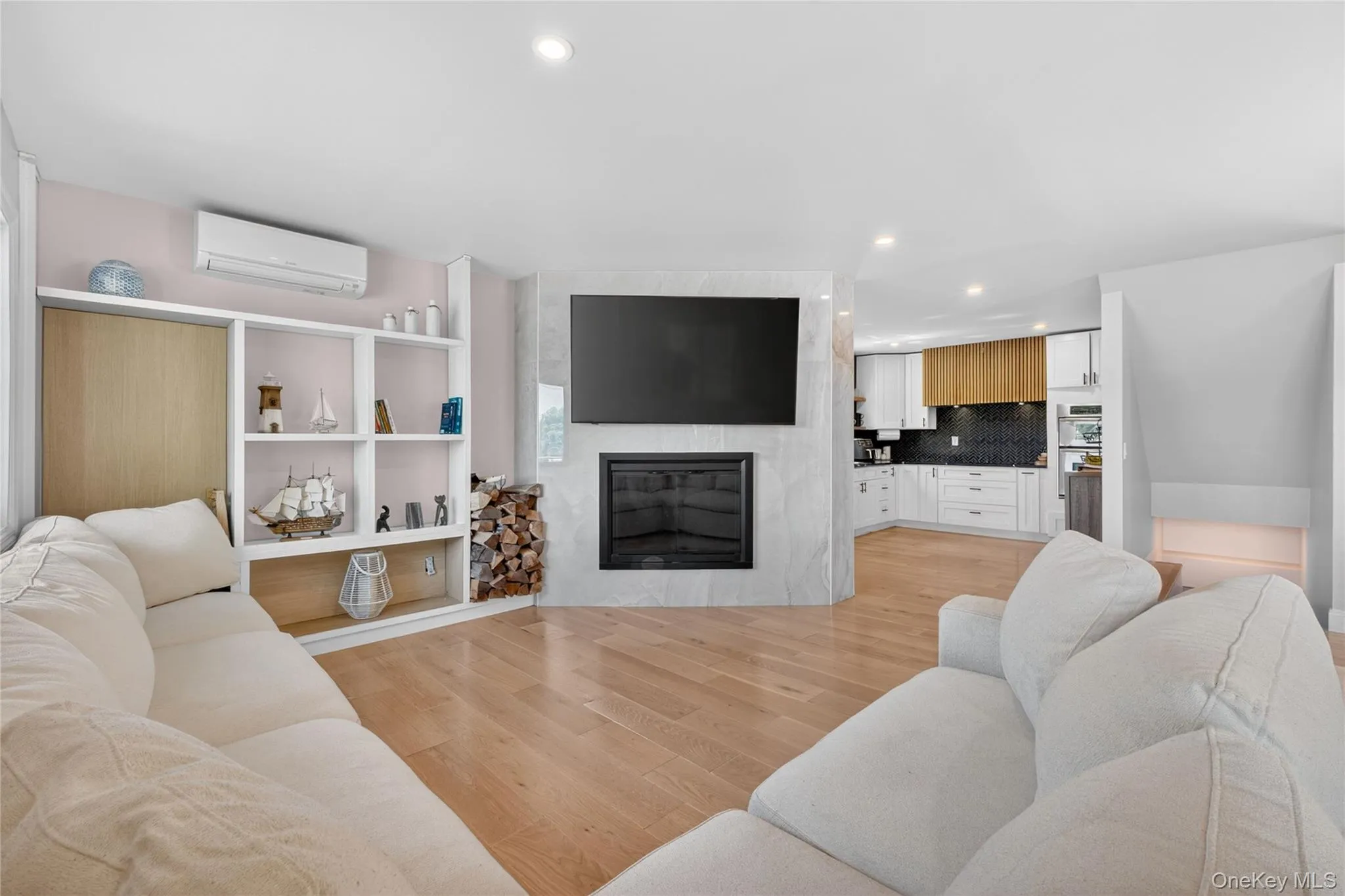 175 Lakeshore Drive, Carmel, NY, 3 Bedrooms Bedrooms, 6 Rooms Rooms,3 BathroomsBathrooms,Residential,For Rent,Lakeshore,0,1000547 175 Lakeshore Drive, Carmel, NY, 3 Bedrooms Bedrooms, 6 Rooms Rooms,3 BathroomsBathrooms,Residential,For Rent,Lakeshore,0,1000547