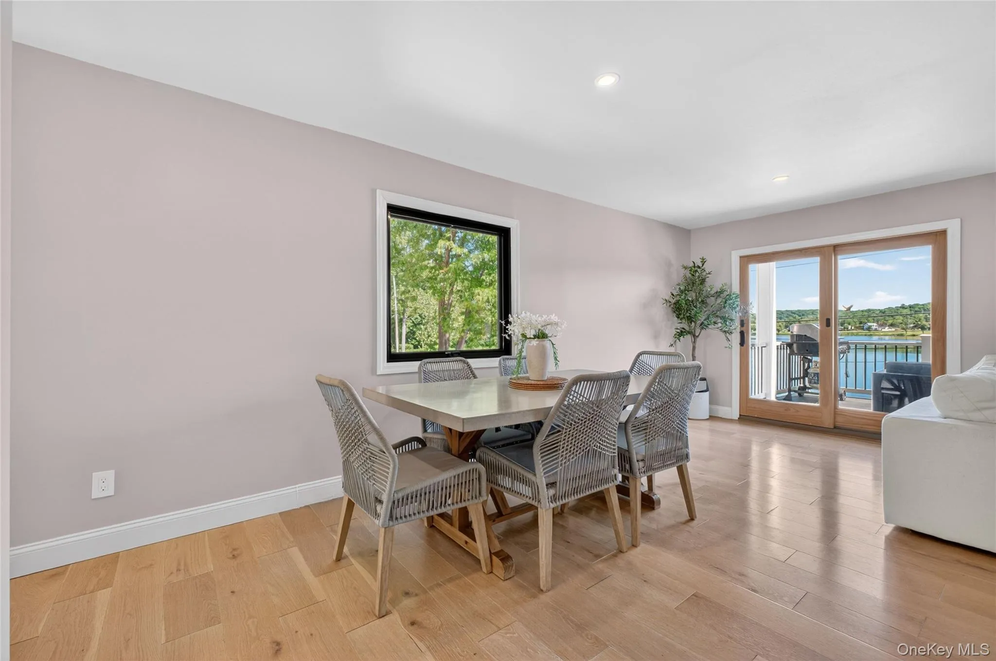 175 Lakeshore Drive, Carmel, NY, 3 Bedrooms Bedrooms, 6 Rooms Rooms,3 BathroomsBathrooms,Residential,For Rent,Lakeshore,0,1000547 175 Lakeshore Drive, Carmel, NY, 3 Bedrooms Bedrooms, 6 Rooms Rooms,3 BathroomsBathrooms,Residential,For Rent,Lakeshore,0,1000547