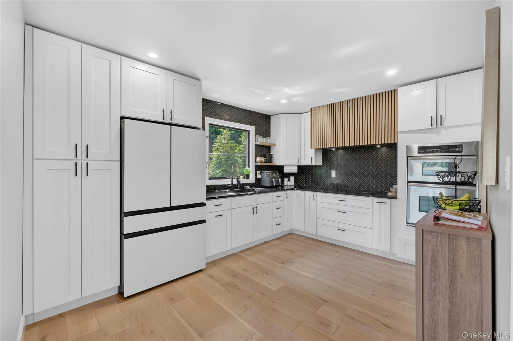 175 Lakeshore Drive, Carmel, NY, 3 Bedrooms Bedrooms, 6 Rooms Rooms,3 BathroomsBathrooms,Residential,For Rent,Lakeshore,0,1000547 175 Lakeshore Drive, Carmel, NY, 3 Bedrooms Bedrooms, 6 Rooms Rooms,3 BathroomsBathrooms,Residential,For Rent,Lakeshore,0,1000547