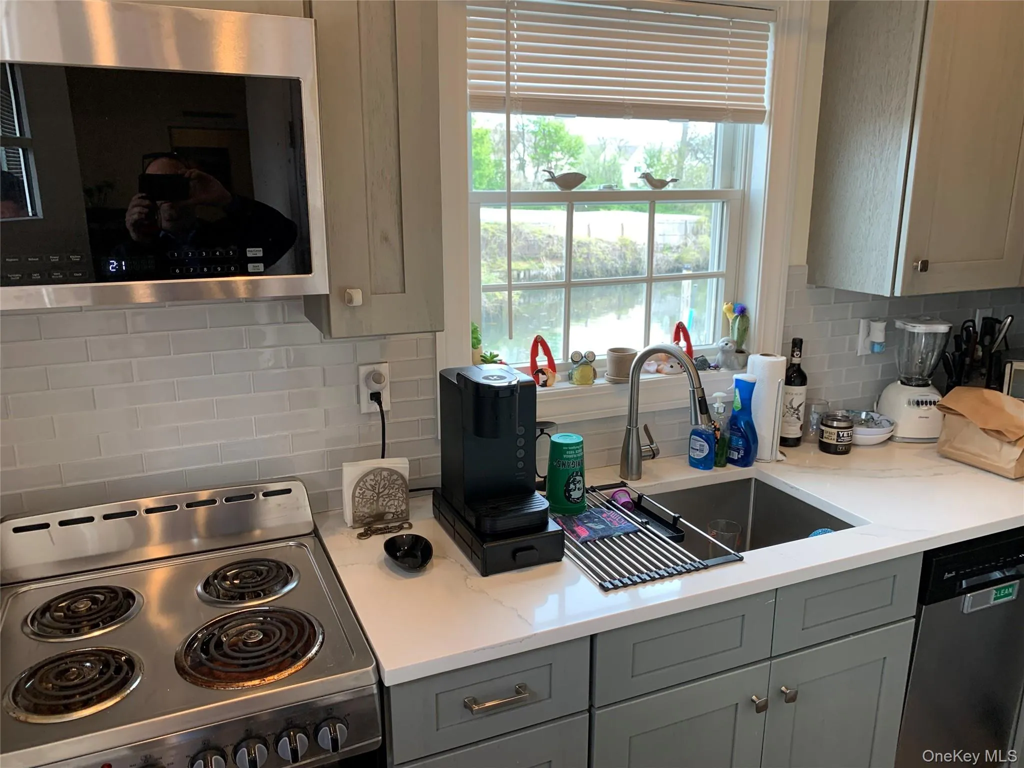 25 Baylawn Avenue, Babylon, NY, 1 Bedroom Bedrooms, 2 Rooms Rooms,1 BathroomBathrooms,Residential Lease,For Rent,Baylawn,0,1000548 25 Baylawn Avenue, Babylon, NY, 1 Bedroom Bedrooms, 2 Rooms Rooms,1 BathroomBathrooms,Residential Lease,For Rent,Baylawn,0,1000548