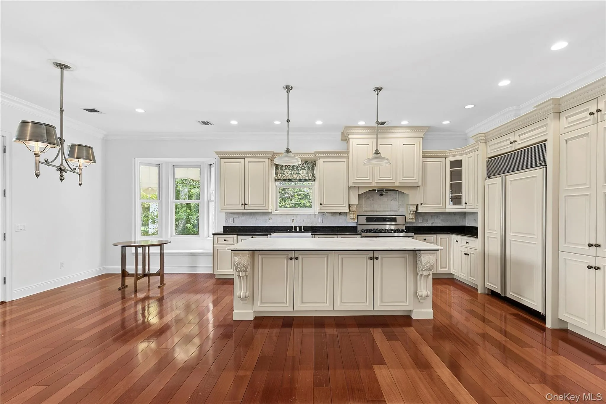 41 Edgewood Avenue, Southampton, NY, 4 Bedrooms Bedrooms, 15 Rooms Rooms,4 BathroomsBathrooms,Residential,For Rent,Edgewood,0,1000550 41 Edgewood Avenue, Southampton, NY, 4 Bedrooms Bedrooms, 15 Rooms Rooms,4 BathroomsBathrooms,Residential,For Rent,Edgewood,0,1000550