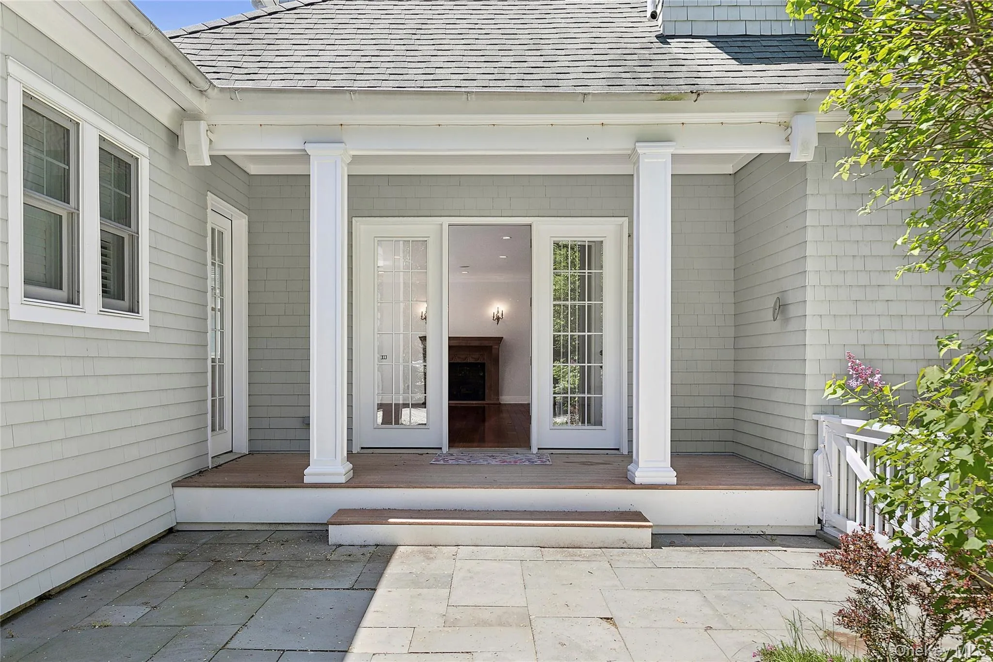 41 Edgewood Avenue, Southampton, NY, 4 Bedrooms Bedrooms, 15 Rooms Rooms,4 BathroomsBathrooms,Residential,For Rent,Edgewood,0,1000550 41 Edgewood Avenue, Southampton, NY, 4 Bedrooms Bedrooms, 15 Rooms Rooms,4 BathroomsBathrooms,Residential,For Rent,Edgewood,0,1000550