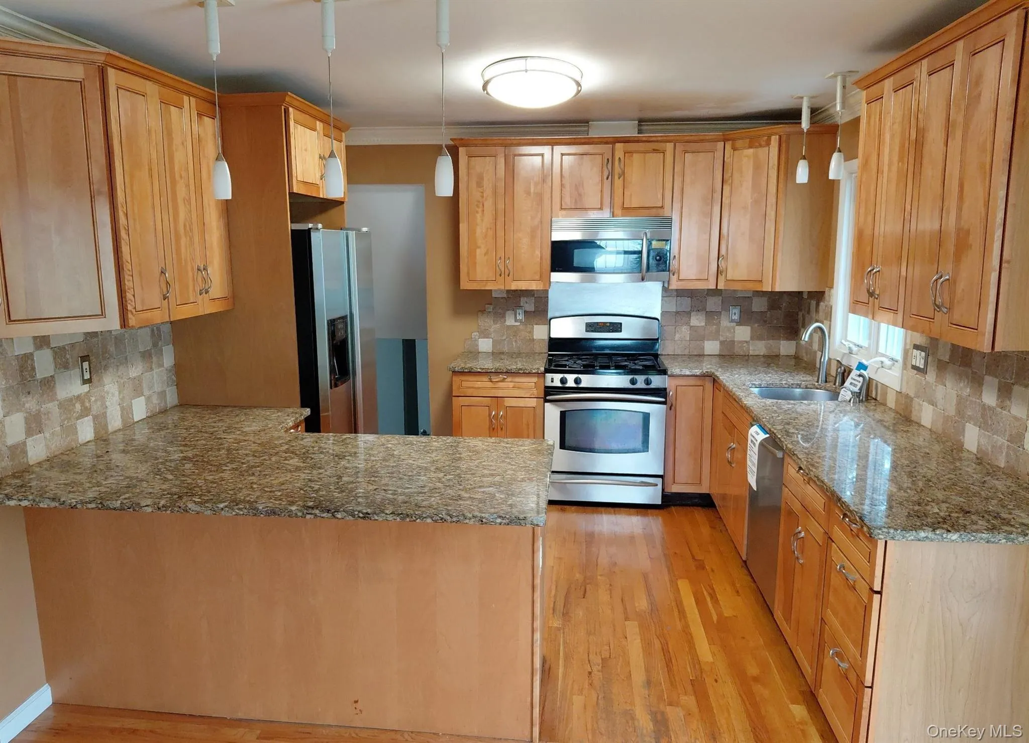 15 South Road, Greenburgh, NY, 3 Bedrooms Bedrooms, 6 Rooms Rooms,1 BathroomBathrooms,Residential,For Rent,South,0,1000551 15 South Road, Greenburgh, NY, 3 Bedrooms Bedrooms, 6 Rooms Rooms,1 BathroomBathrooms,Residential,For Rent,South,0,1000551