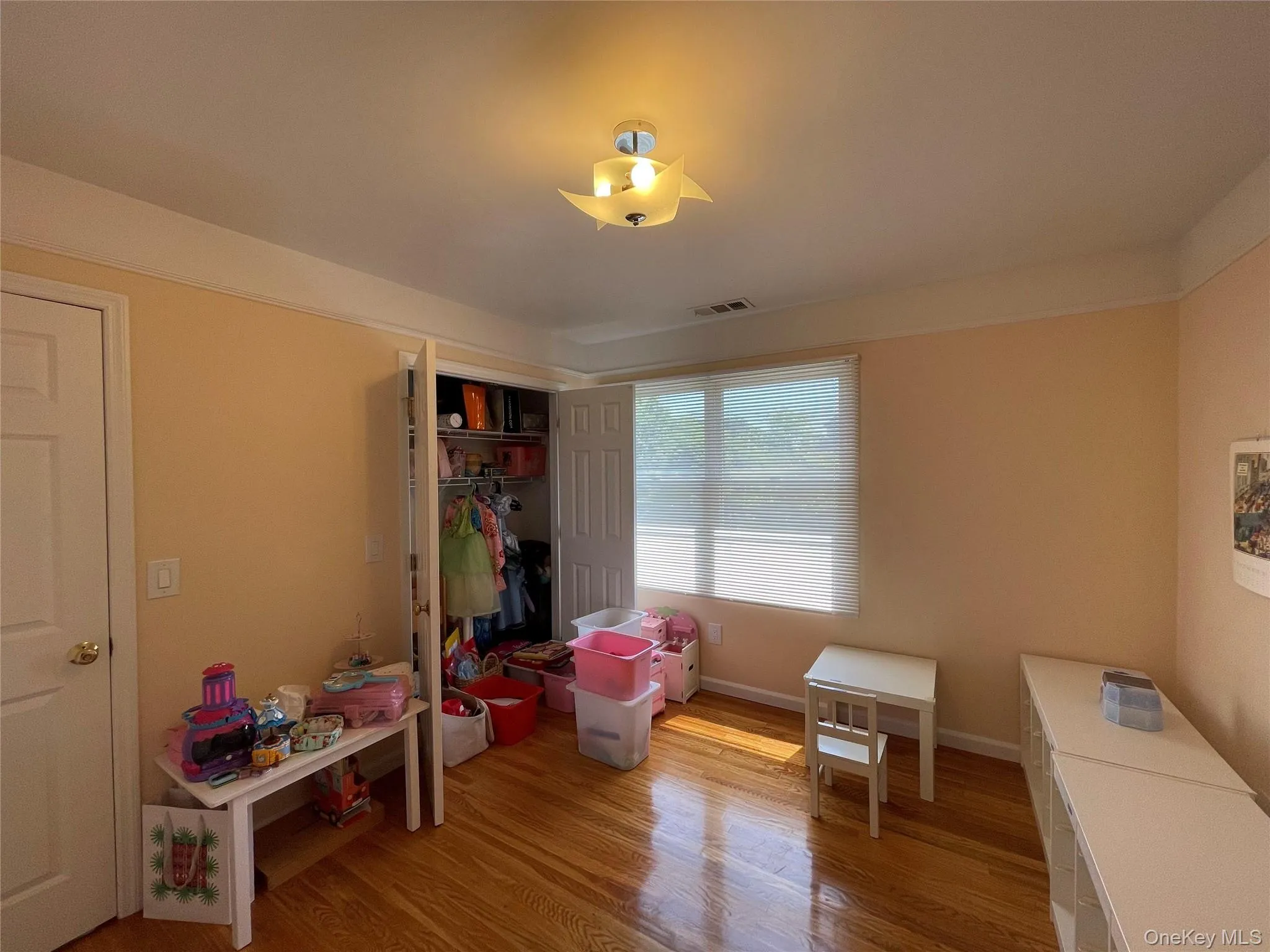 241 Central Avenue, Rye City, NY, 3 Bedrooms Bedrooms, 7 Rooms Rooms,2 BathroomsBathrooms,Residential Lease,For Rent,Central,0,1000557 241 Central Avenue, Rye City, NY, 3 Bedrooms Bedrooms, 7 Rooms Rooms,2 BathroomsBathrooms,Residential Lease,For Rent,Central,0,1000557