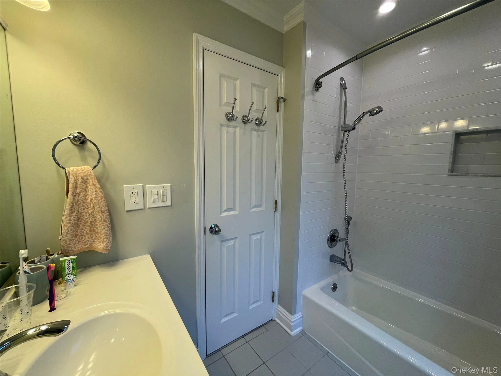 241 Central Avenue, Rye City, NY, 3 Bedrooms Bedrooms, 7 Rooms Rooms,2 BathroomsBathrooms,Residential Lease,For Rent,Central,0,1000557 241 Central Avenue, Rye City, NY, 3 Bedrooms Bedrooms, 7 Rooms Rooms,2 BathroomsBathrooms,Residential Lease,For Rent,Central,0,1000557