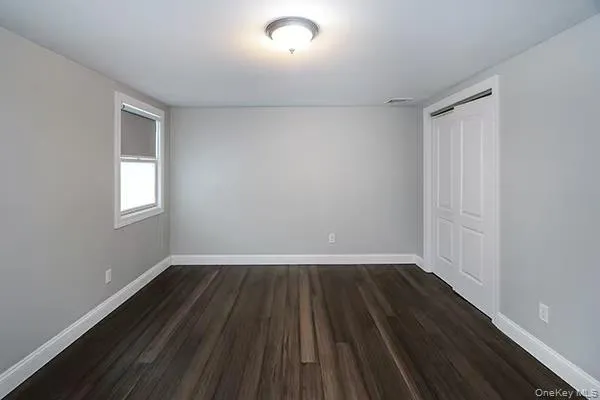 335 Gillette Street, Babylon, NY, 3 Bedrooms Bedrooms, 3 Rooms Rooms,1 BathroomBathrooms,Residential Lease,For Rent,Gillette,0,1000560 335 Gillette Street, Babylon, NY, 3 Bedrooms Bedrooms, 3 Rooms Rooms,1 BathroomBathrooms,Residential Lease,For Rent,Gillette,0,1000560
