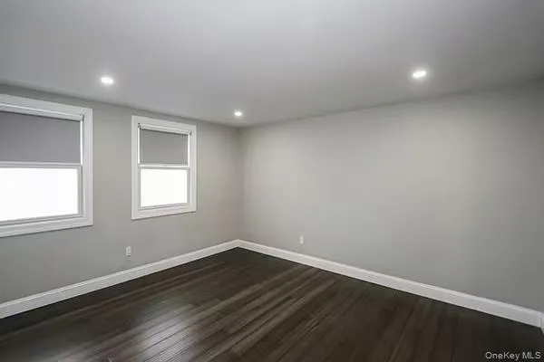 335 Gillette Street, Babylon, NY, 3 Bedrooms Bedrooms, 3 Rooms Rooms,1 BathroomBathrooms,Residential Lease,For Rent,Gillette,0,1000560 335 Gillette Street, Babylon, NY, 3 Bedrooms Bedrooms, 3 Rooms Rooms,1 BathroomBathrooms,Residential Lease,For Rent,Gillette,0,1000560
