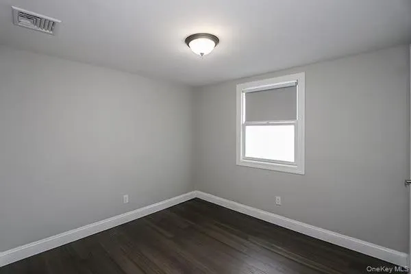 335 Gillette Street, Babylon, NY, 3 Bedrooms Bedrooms, 3 Rooms Rooms,1 BathroomBathrooms,Residential Lease,For Rent,Gillette,0,1000560 335 Gillette Street, Babylon, NY, 3 Bedrooms Bedrooms, 3 Rooms Rooms,1 BathroomBathrooms,Residential Lease,For Rent,Gillette,0,1000560