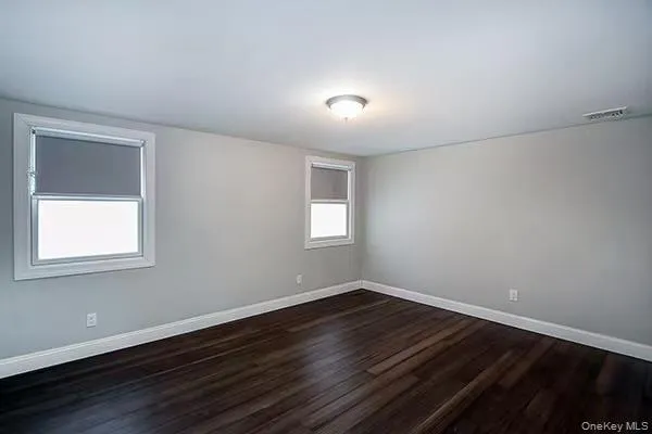 335 Gillette Street, Babylon, NY, 3 Bedrooms Bedrooms, 3 Rooms Rooms,1 BathroomBathrooms,Residential Lease,For Rent,Gillette,0,1000560 335 Gillette Street, Babylon, NY, 3 Bedrooms Bedrooms, 3 Rooms Rooms,1 BathroomBathrooms,Residential Lease,For Rent,Gillette,0,1000560