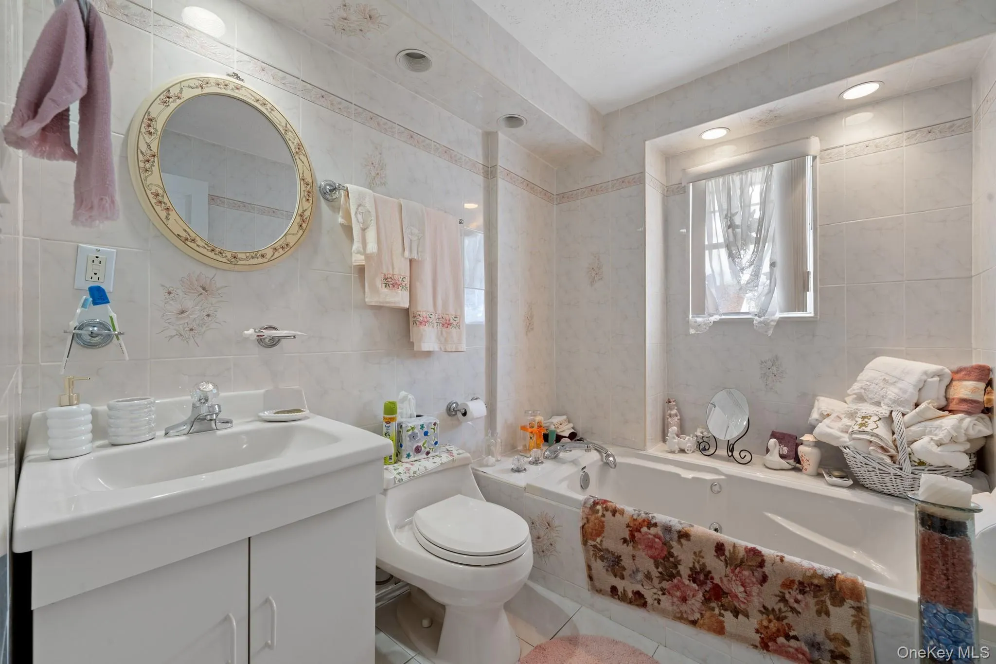 15843 101st Street, New York, NY, 3 Bedrooms Bedrooms, 8 Rooms Rooms,3 BathroomsBathrooms,Residential Sale,For Rent,101st,0,1000564 15843 101st Street, New York, NY, 3 Bedrooms Bedrooms, 8 Rooms Rooms,3 BathroomsBathrooms,Residential Sale,For Rent,101st,0,1000564
