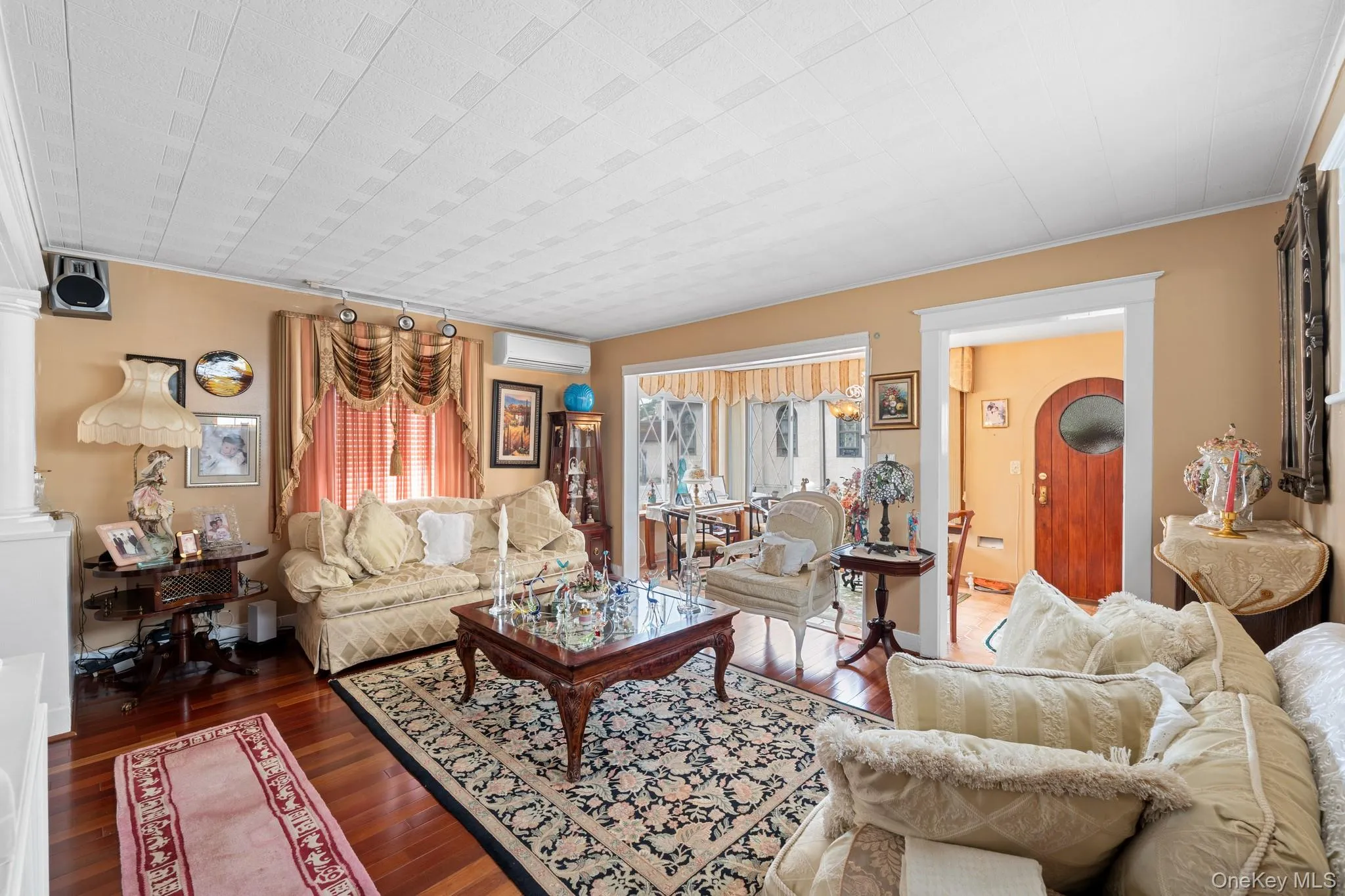 15843 101st Street, New York, NY, 3 Bedrooms Bedrooms, 8 Rooms Rooms,3 BathroomsBathrooms,Residential Sale,For Rent,101st,0,1000564 15843 101st Street, New York, NY, 3 Bedrooms Bedrooms, 8 Rooms Rooms,3 BathroomsBathrooms,Residential Sale,For Rent,101st,0,1000564