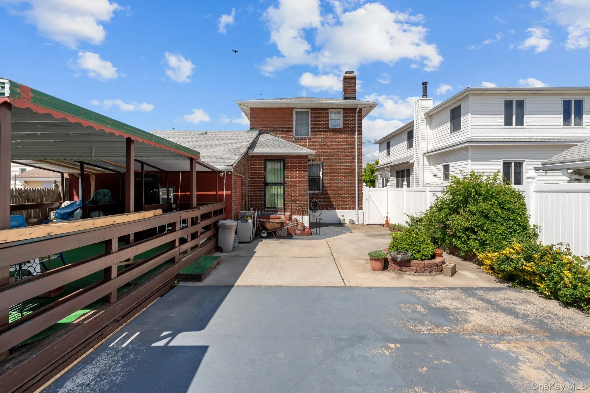 15843 101st Street, New York, NY, 3 Bedrooms Bedrooms, 8 Rooms Rooms,3 BathroomsBathrooms,Residential Sale,For Rent,101st,0,1000564 15843 101st Street, New York, NY, 3 Bedrooms Bedrooms, 8 Rooms Rooms,3 BathroomsBathrooms,Residential Sale,For Rent,101st,0,1000564