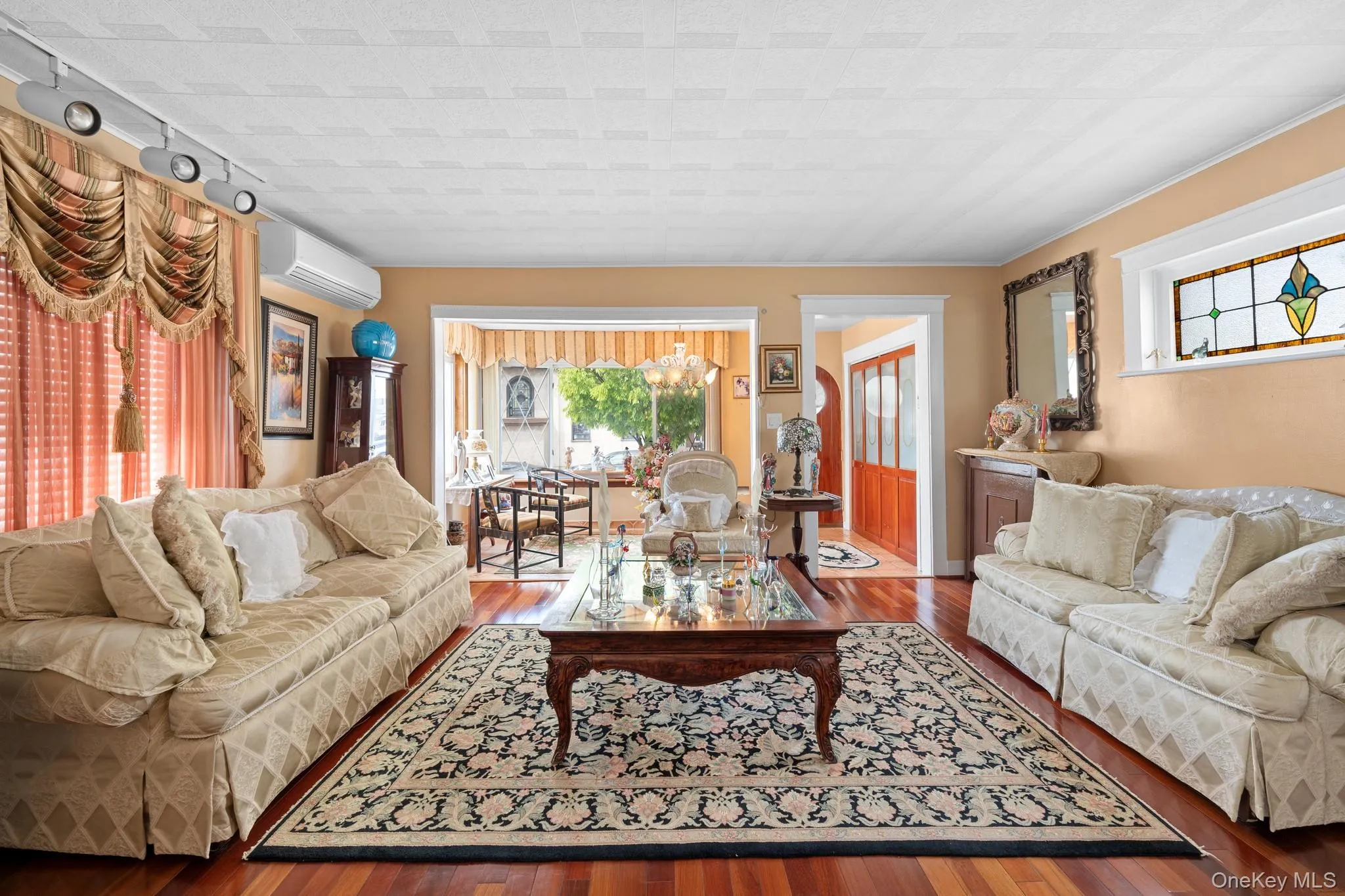 15843 101st Street, New York, NY, 3 Bedrooms Bedrooms, 8 Rooms Rooms,3 BathroomsBathrooms,Residential Sale,For Rent,101st,0,1000564 15843 101st Street, New York, NY, 3 Bedrooms Bedrooms, 8 Rooms Rooms,3 BathroomsBathrooms,Residential Sale,For Rent,101st,0,1000564
