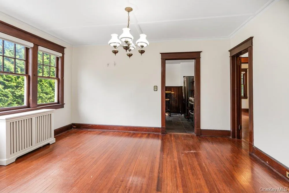 18 Roosevelt Street, Babylon, NY, 3 Bedrooms Bedrooms, 5 Rooms Rooms,1 BathroomBathrooms,Residential Lease,For Rent,Roosevelt,0,1000572 18 Roosevelt Street, Babylon, NY, 3 Bedrooms Bedrooms, 5 Rooms Rooms,1 BathroomBathrooms,Residential Lease,For Rent,Roosevelt,0,1000572