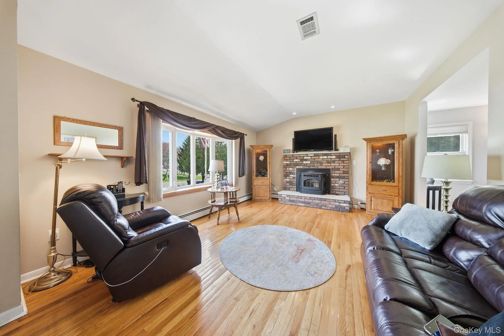 3 Puritan Lane, Blooming Grove, NY, 4 Bedrooms Bedrooms, 9 Rooms Rooms,3 BathroomsBathrooms,Residential,For Rent,Puritan,0,1000573 3 Puritan Lane, Blooming Grove, NY, 4 Bedrooms Bedrooms, 9 Rooms Rooms,3 BathroomsBathrooms,Residential,For Rent,Puritan,0,1000573