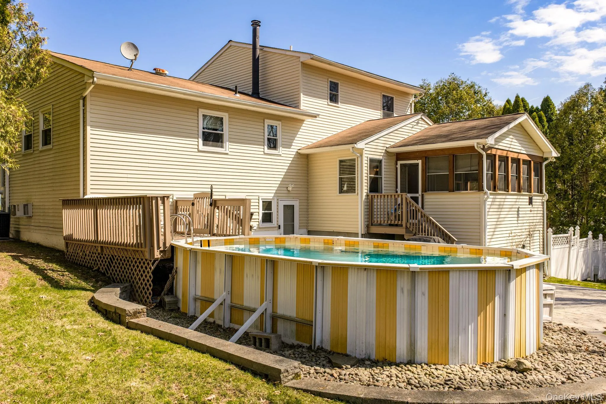 3 Puritan Lane, Blooming Grove, NY, 4 Bedrooms Bedrooms, 9 Rooms Rooms,3 BathroomsBathrooms,Residential,For Rent,Puritan,0,1000573 3 Puritan Lane, Blooming Grove, NY, 4 Bedrooms Bedrooms, 9 Rooms Rooms,3 BathroomsBathrooms,Residential,For Rent,Puritan,0,1000573