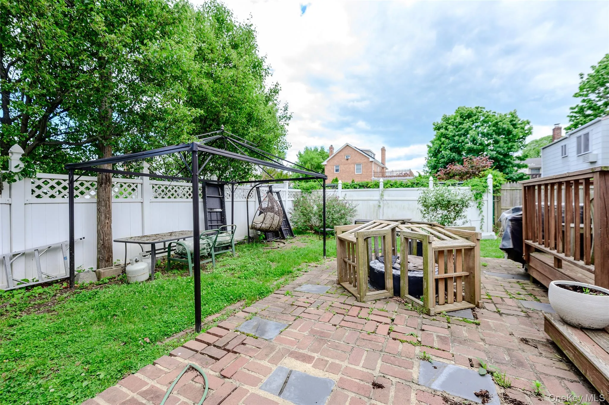 2477 Margaret Street, Hempstead, NY, 5 Bedrooms Bedrooms, 10 Rooms Rooms,2 BathroomsBathrooms,Residential,For Rent,Margaret,0,1000578 2477 Margaret Street, Hempstead, NY, 5 Bedrooms Bedrooms, 10 Rooms Rooms,2 BathroomsBathrooms,Residential,For Rent,Margaret,0,1000578