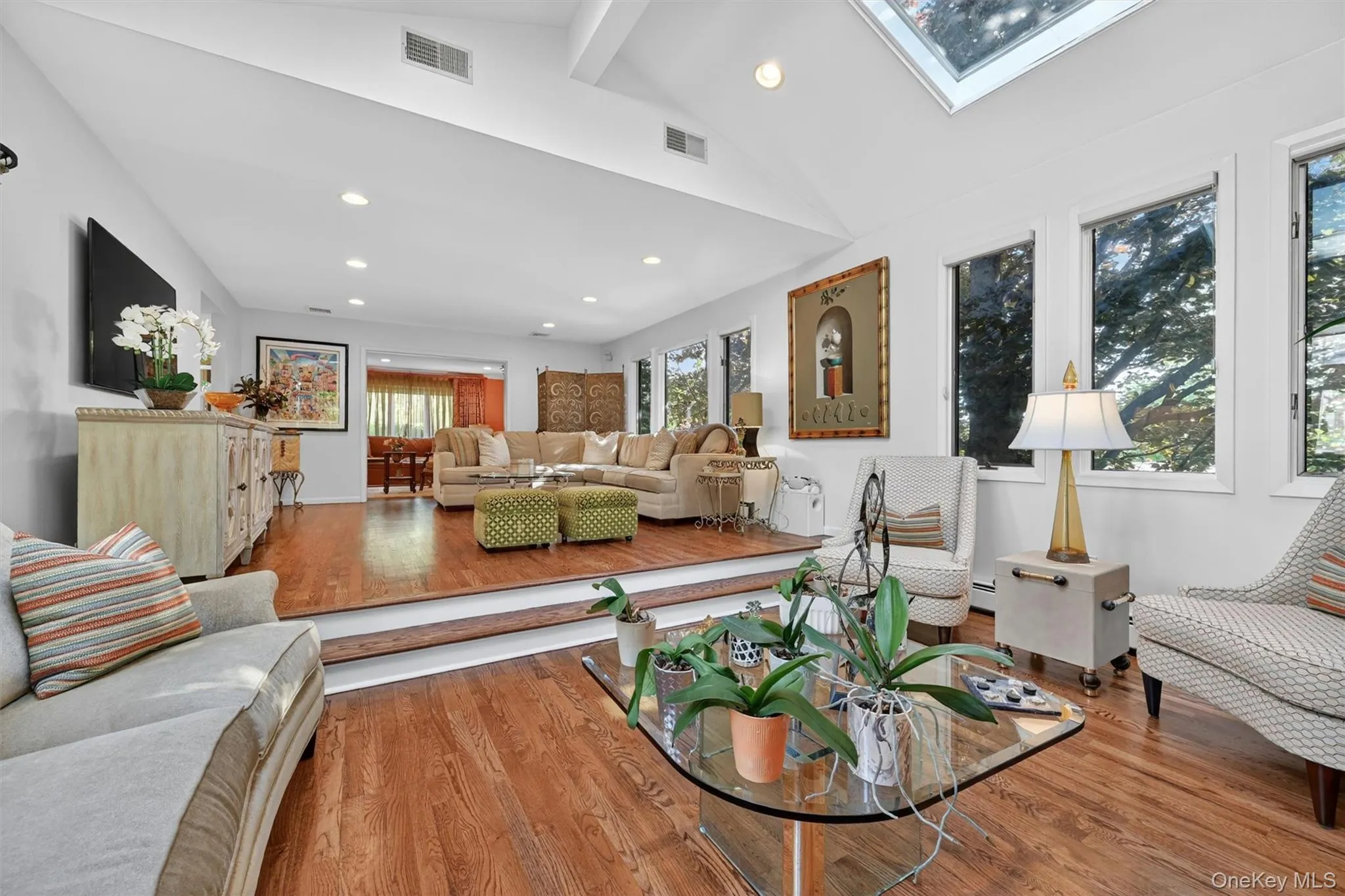 5 Lady Godiva Way, Clarkstown, NY, 5 Bedrooms Bedrooms, 18 Rooms Rooms,4 BathroomsBathrooms,Residential,For Rent,Lady Godiva,0,1000586 5 Lady Godiva Way, Clarkstown, NY, 5 Bedrooms Bedrooms, 18 Rooms Rooms,4 BathroomsBathrooms,Residential,For Rent,Lady Godiva,0,1000586