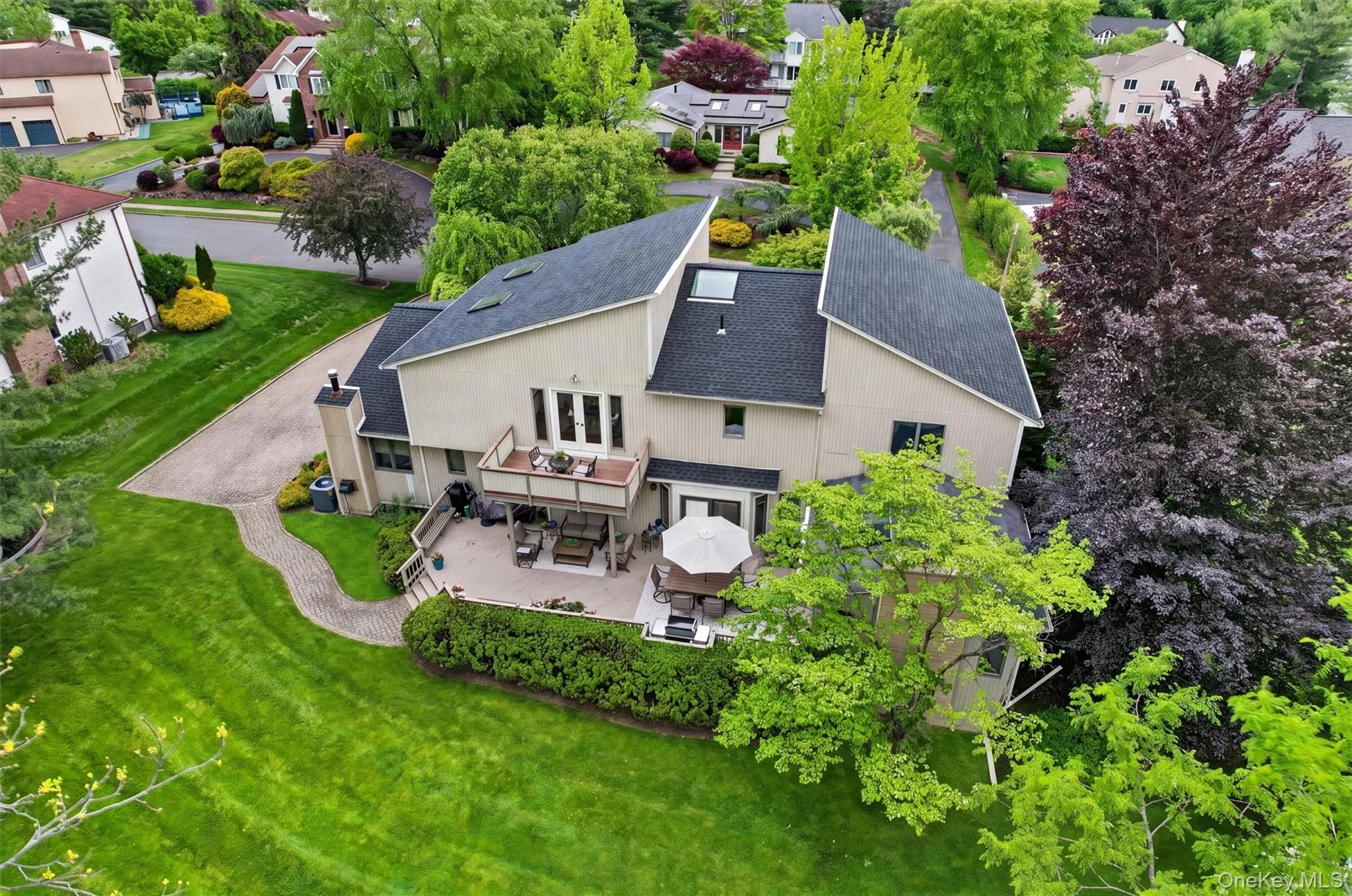 5 Lady Godiva Way, Clarkstown, NY, 5 Bedrooms Bedrooms, 18 Rooms Rooms,4 BathroomsBathrooms,Residential,For Rent,Lady Godiva,0,1000586 5 Lady Godiva Way, Clarkstown, NY, 5 Bedrooms Bedrooms, 18 Rooms Rooms,4 BathroomsBathrooms,Residential,For Rent,Lady Godiva,0,1000586