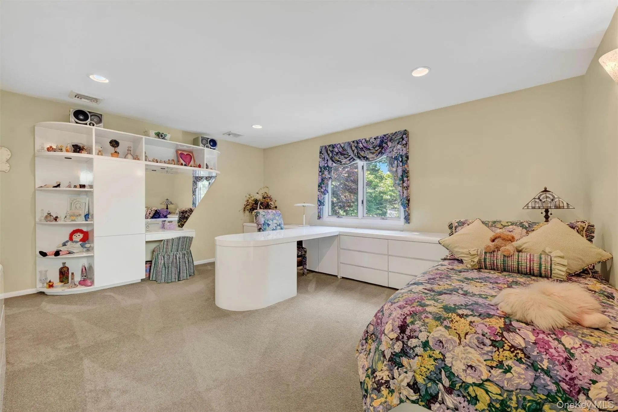 5 Lady Godiva Way, Clarkstown, NY, 5 Bedrooms Bedrooms, 18 Rooms Rooms,4 BathroomsBathrooms,Residential,For Rent,Lady Godiva,0,1000586 5 Lady Godiva Way, Clarkstown, NY, 5 Bedrooms Bedrooms, 18 Rooms Rooms,4 BathroomsBathrooms,Residential,For Rent,Lady Godiva,0,1000586