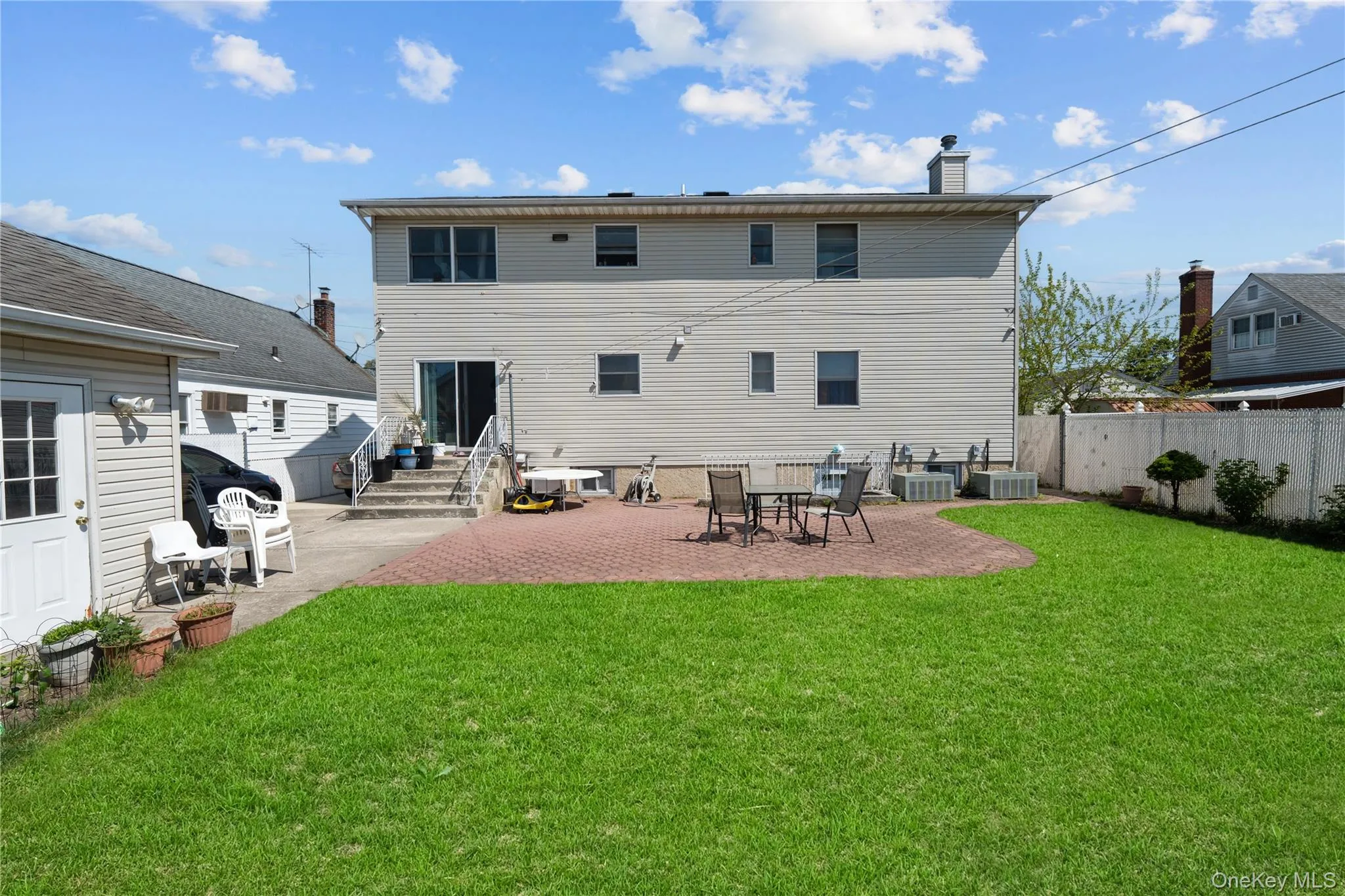 372 Madison Street, Hempstead, NY, 6 Bedrooms Bedrooms, 16 Rooms Rooms,5 BathroomsBathrooms,Residential,For Rent,Madison,0,KEY1000587 372 Madison Street, Hempstead, NY, 6 Bedrooms Bedrooms, 16 Rooms Rooms,5 BathroomsBathrooms,Residential,For Rent,Madison,0,KEY1000587