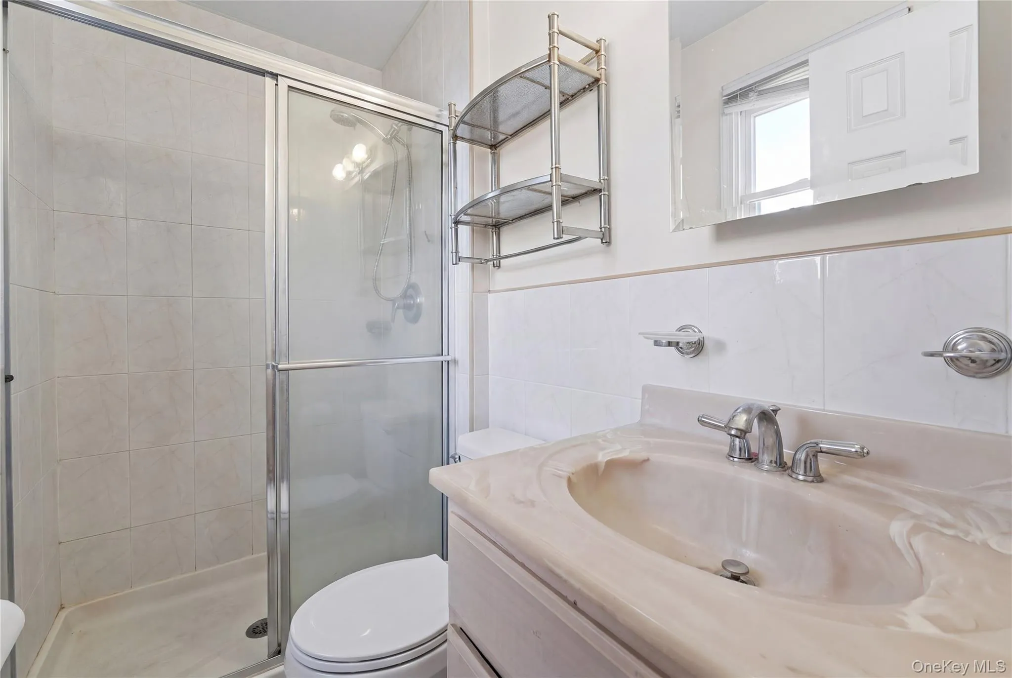 372 Madison Street, Hempstead, NY, 6 Bedrooms Bedrooms, 16 Rooms Rooms,5 BathroomsBathrooms,Residential,For Rent,Madison,0,KEY1000587 372 Madison Street, Hempstead, NY, 6 Bedrooms Bedrooms, 16 Rooms Rooms,5 BathroomsBathrooms,Residential,For Rent,Madison,0,KEY1000587