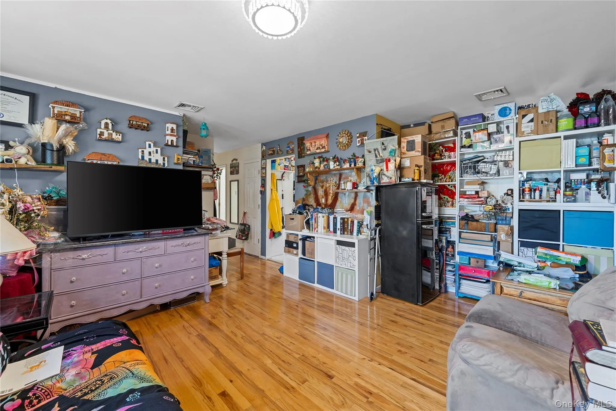 372 Madison Street, Hempstead, NY, 6 Bedrooms Bedrooms, 16 Rooms Rooms,5 BathroomsBathrooms,Residential,For Rent,Madison,0,KEY1000587 372 Madison Street, Hempstead, NY, 6 Bedrooms Bedrooms, 16 Rooms Rooms,5 BathroomsBathrooms,Residential,For Rent,Madison,0,KEY1000587