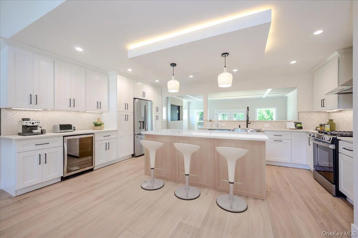 1064 Barbara Court, Hempstead, NY, 4 Bedrooms Bedrooms, 9 Rooms Rooms,3 BathroomsBathrooms,Residential,For Rent,Barbara,0,1000595 1064 Barbara Court, Hempstead, NY, 4 Bedrooms Bedrooms, 9 Rooms Rooms,3 BathroomsBathrooms,Residential,For Rent,Barbara,0,1000595