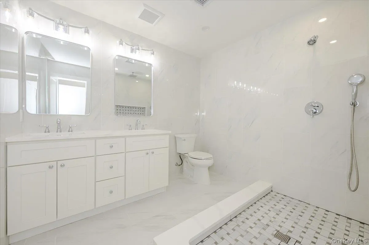 1064 Barbara Court, Hempstead, NY, 4 Bedrooms Bedrooms, 9 Rooms Rooms,3 BathroomsBathrooms,Residential,For Rent,Barbara,0,1000595 1064 Barbara Court, Hempstead, NY, 4 Bedrooms Bedrooms, 9 Rooms Rooms,3 BathroomsBathrooms,Residential,For Rent,Barbara,0,1000595