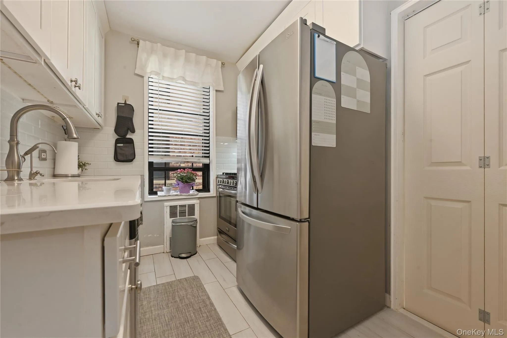 226-26 Union Turnpike, New York, NY, 1 Bedroom Bedrooms, 4 Rooms Rooms,1 BathroomBathrooms,Residential,For Rent,Union,0,1000603 226-26 Union Turnpike, New York, NY, 1 Bedroom Bedrooms, 4 Rooms Rooms,1 BathroomBathrooms,Residential,For Rent,Union,0,1000603