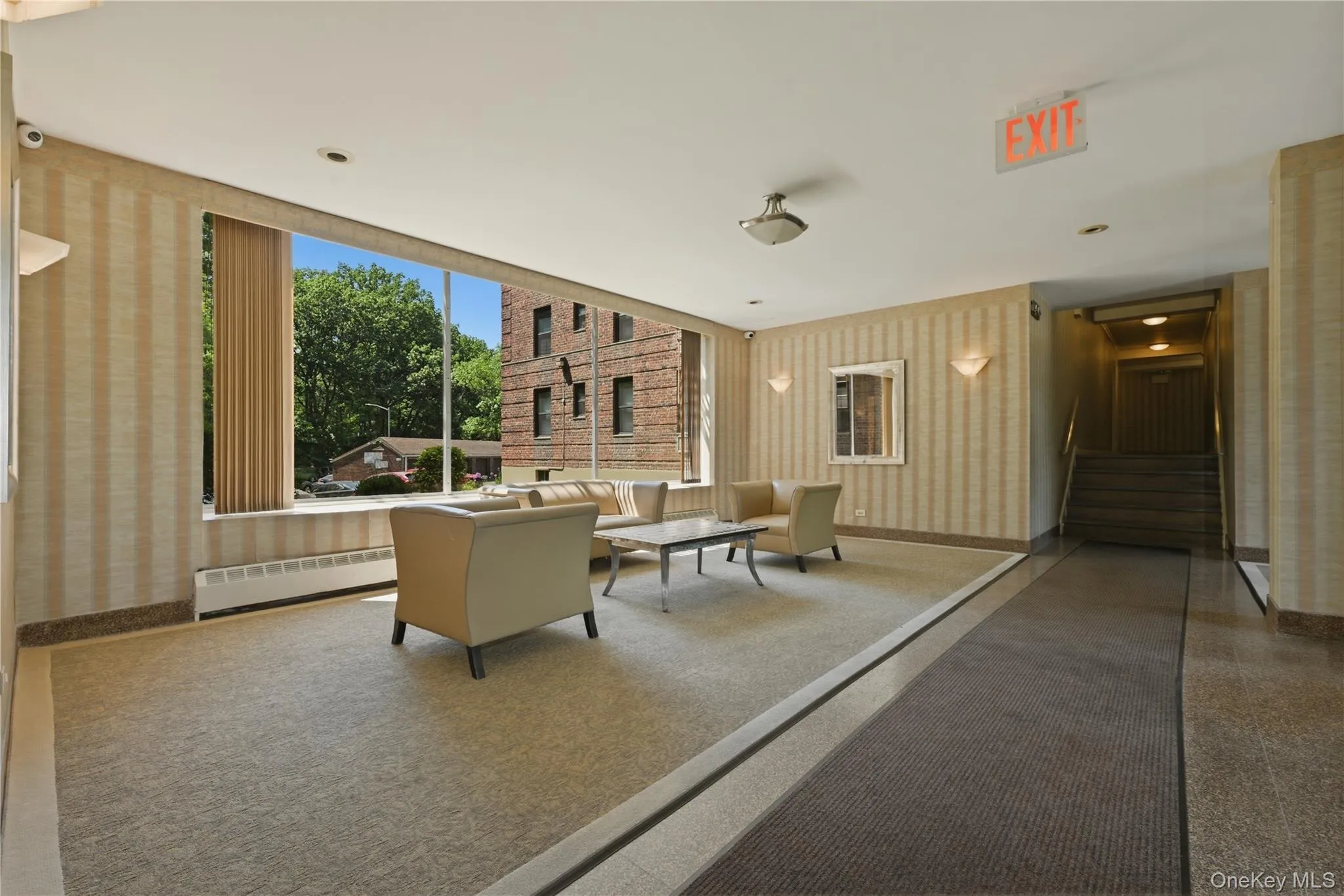 226-26 Union Turnpike, New York, NY, 1 Bedroom Bedrooms, 4 Rooms Rooms,1 BathroomBathrooms,Residential,For Rent,Union,0,1000603 226-26 Union Turnpike, New York, NY, 1 Bedroom Bedrooms, 4 Rooms Rooms,1 BathroomBathrooms,Residential,For Rent,Union,0,1000603