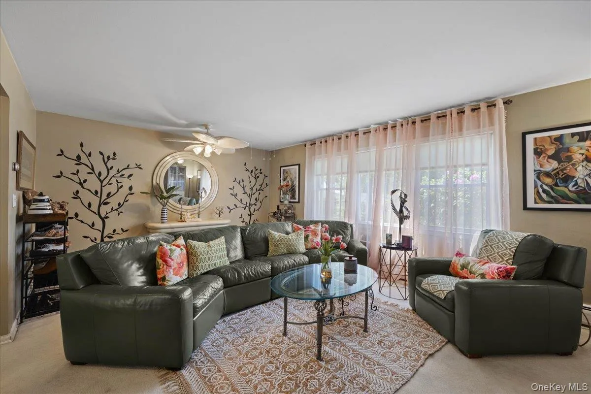20 Bon Aire Circle, Ramapo, NY, 2 Bedrooms Bedrooms, 4 Rooms Rooms,1 BathroomBathrooms,Residential,For Rent,Bon Aire,0,1000606 20 Bon Aire Circle, Ramapo, NY, 2 Bedrooms Bedrooms, 4 Rooms Rooms,1 BathroomBathrooms,Residential,For Rent,Bon Aire,0,1000606