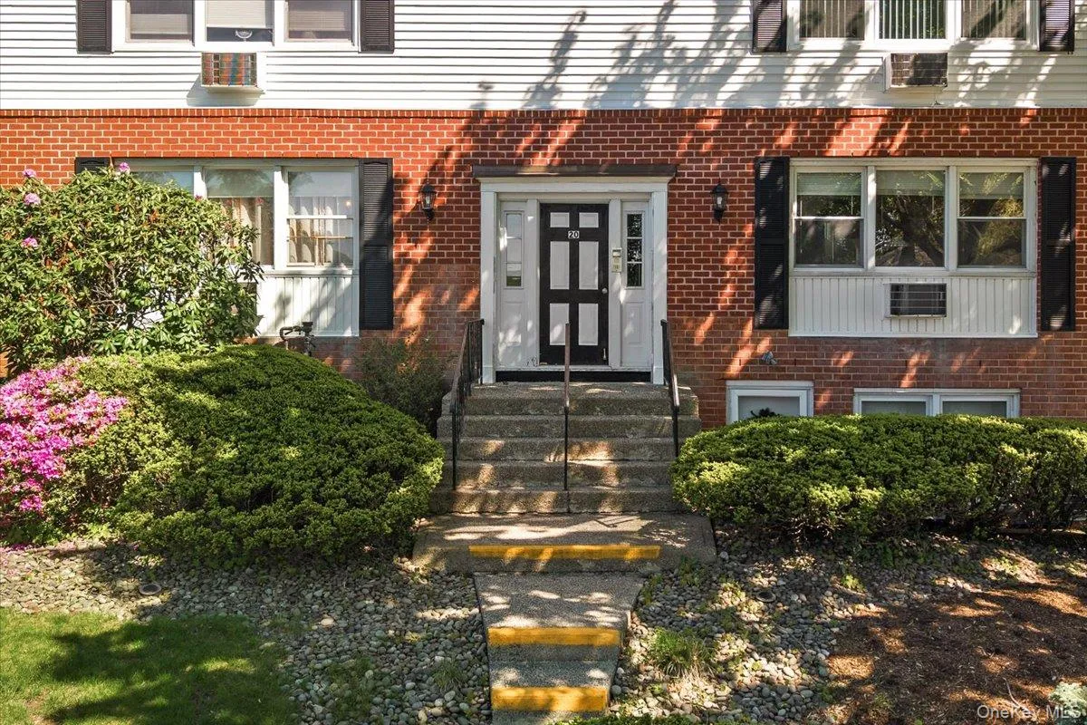 20 Bon Aire Circle, Ramapo, NY, 2 Bedrooms Bedrooms, 4 Rooms Rooms,1 BathroomBathrooms,Residential,For Rent,Bon Aire,0,1000606 20 Bon Aire Circle, Ramapo, NY, 2 Bedrooms Bedrooms, 4 Rooms Rooms,1 BathroomBathrooms,Residential,For Rent,Bon Aire,0,1000606