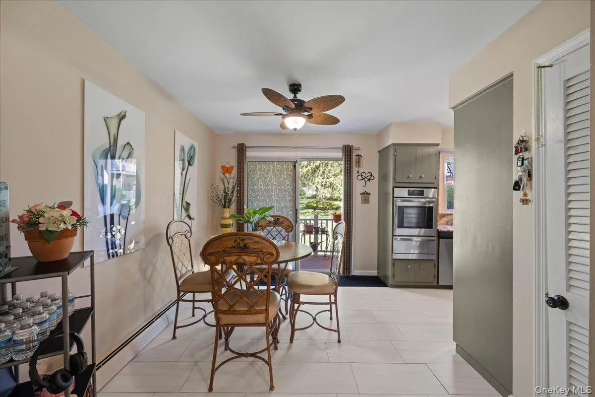 20 Bon Aire Circle, Ramapo, NY, 2 Bedrooms Bedrooms, 4 Rooms Rooms,1 BathroomBathrooms,Residential,For Rent,Bon Aire,0,1000606 20 Bon Aire Circle, Ramapo, NY, 2 Bedrooms Bedrooms, 4 Rooms Rooms,1 BathroomBathrooms,Residential,For Rent,Bon Aire,0,1000606