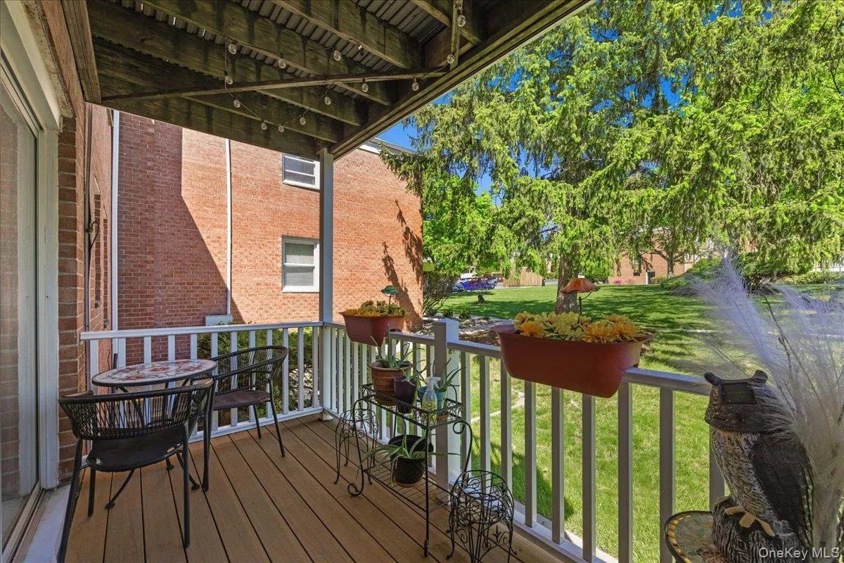 20 Bon Aire Circle, Ramapo, NY, 2 Bedrooms Bedrooms, 4 Rooms Rooms,1 BathroomBathrooms,Residential,For Rent,Bon Aire,0,1000606 20 Bon Aire Circle, Ramapo, NY, 2 Bedrooms Bedrooms, 4 Rooms Rooms,1 BathroomBathrooms,Residential,For Rent,Bon Aire,0,1000606
