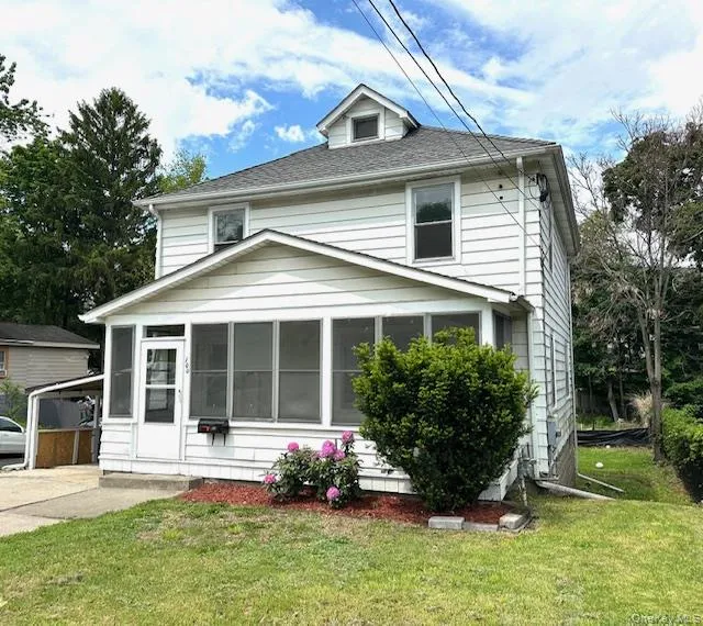 100 Innis Avenue, Poughkeepsie, NY, 3 Bedrooms Bedrooms, 10 Rooms Rooms,2 BathroomsBathrooms,Residential,For Rent,Innis,0,1000609 100 Innis Avenue, Poughkeepsie, NY, 3 Bedrooms Bedrooms, 10 Rooms Rooms,2 BathroomsBathrooms,Residential,For Rent,Innis,0,1000609