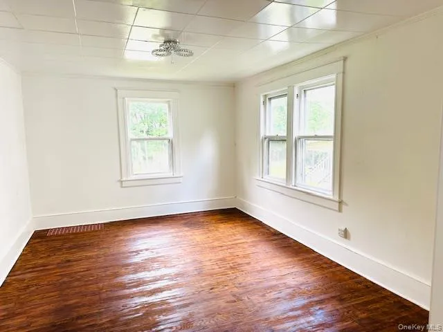 100 Innis Avenue, Poughkeepsie, NY, 3 Bedrooms Bedrooms, 10 Rooms Rooms,2 BathroomsBathrooms,Residential,For Rent,Innis,0,1000609 100 Innis Avenue, Poughkeepsie, NY, 3 Bedrooms Bedrooms, 10 Rooms Rooms,2 BathroomsBathrooms,Residential,For Rent,Innis,0,1000609
