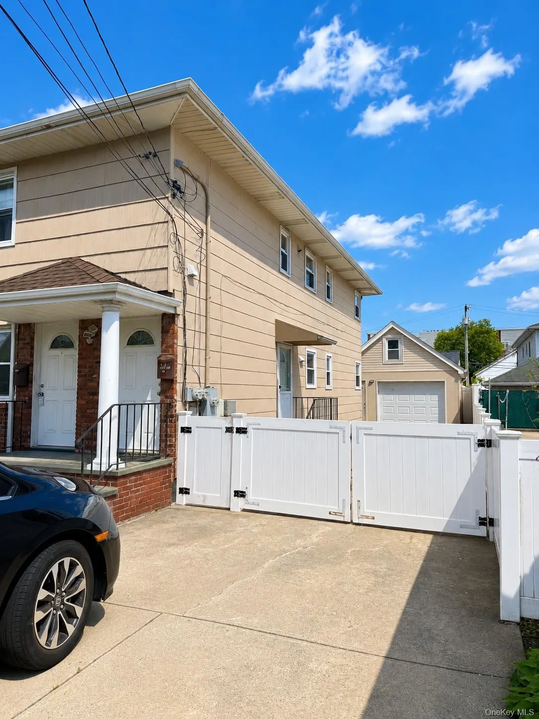 131 Roslyn Road, North Hempstead, NY, 3 Bedrooms Bedrooms, 6 Rooms Rooms,2 BathroomsBathrooms,Residential Lease,For Rent,Roslyn,0,1000619 131 Roslyn Road, North Hempstead, NY, 3 Bedrooms Bedrooms, 6 Rooms Rooms,2 BathroomsBathrooms,Residential Lease,For Rent,Roslyn,0,1000619