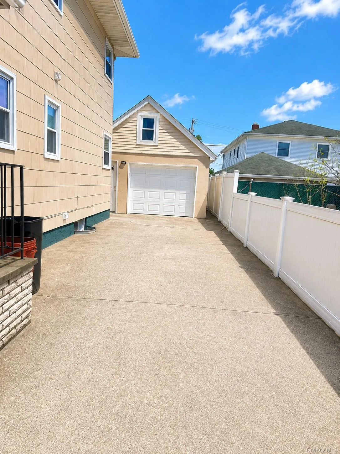 131 Roslyn Road, North Hempstead, NY, 3 Bedrooms Bedrooms, 6 Rooms Rooms,2 BathroomsBathrooms,Residential Lease,For Rent,Roslyn,0,1000619 131 Roslyn Road, North Hempstead, NY, 3 Bedrooms Bedrooms, 6 Rooms Rooms,2 BathroomsBathrooms,Residential Lease,For Rent,Roslyn,0,1000619